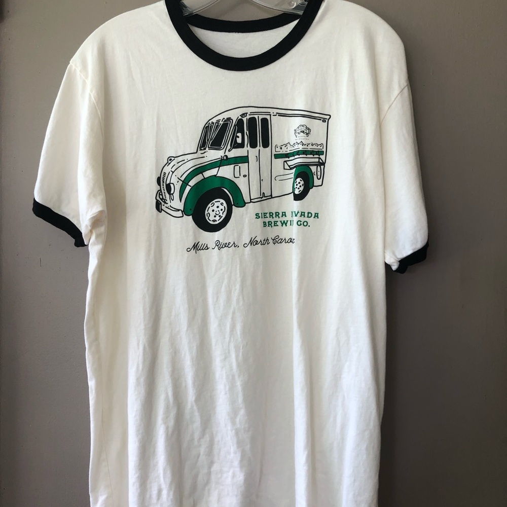 Sierra Nevada Brewing Co. Ringer T-Shirt Large